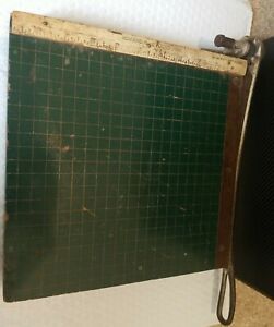 Vintage Green Milton Bradley Studio Paper Cutter 12&#034; Lift Blade Guillotine Ruler