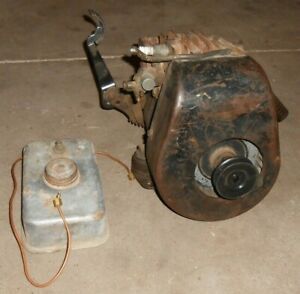 antique Briggs WM kick start washing machine engine - nice