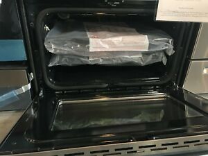 Caf™ 30&#034; Smart Slide-In, Induction and Convection Double-Oven Range