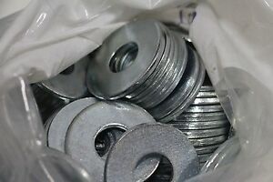 Lot of (116) NEW FASTENAL 5/8&#034; FLAT WASHER ZP 1133016