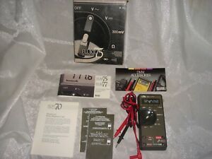 Excellent condition Fluke 75 Electrical Multimeter with Box and manual
