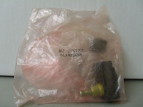 Brand new honeywell bz-2rq77 micro switch 480v-ac 1/2hp 15a amp switch for sale