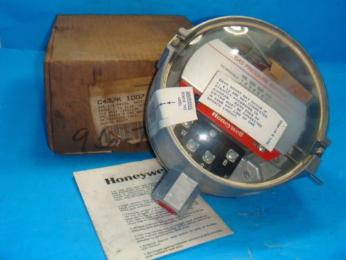 NEW HONEYWELL GAS/AIR PRESSURE SWITCH C437K 1007, 1 TO 26in. WATER, NEW IN BOX