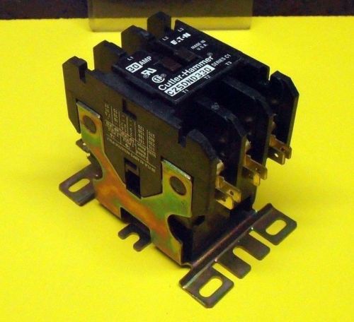 Eaton cutler-hammer 3 pole, 30 amp, definite purpose contactor cat # c25dnd330t for sale