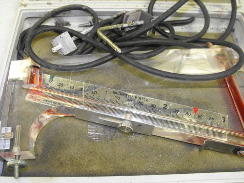 DWYER DURABLOCK PORTABLE MANOMETER AND CASE