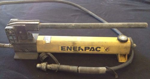 Used ENERPAC P392 HYDRAULIC hand pump with hose