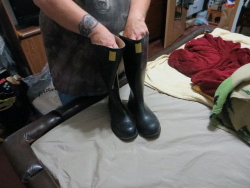 snyder steel toe size 11 rubber boots from italy!