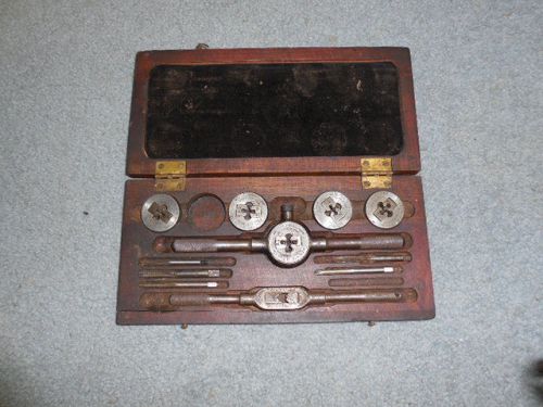 Vintage Wells Brothers Tap &amp; Die Set w/wood box