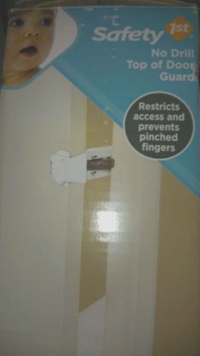 Safety 1st 48518 no drill top of door lock: no more pinched fingers! for sale
