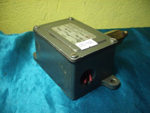 United electric j6 274 9618 j62749618 pressure switch for sale