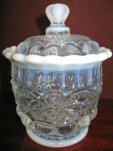 Crystal Opalescent glass eyewinker pattern Covered Candy dish sugar bowl jar art