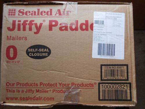 Case of 250 Sealed Air Jiffy Padded Mailers #0 (Size: 6&#034; x 10&#034;)