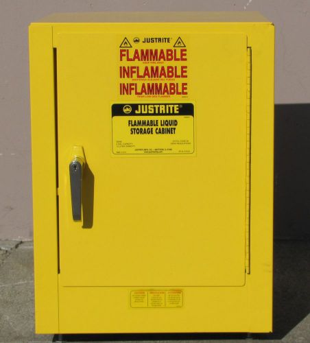 Justrite 25040 lab safety supply flammable cabinet locker 17x17x22 for sale