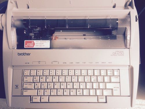 Brother GX-6750 Portable Electronic Typewriter