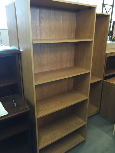 BOOKCASE in LIGHT OAK COLOR 72&#034;H NON-COMMERCIAL QUALITY