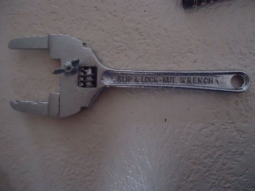 Adjustable Slip Nut Wrench  Lock Nut Tool Opens Up To 3&#034; never used Very shiny