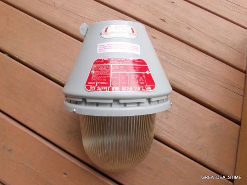 Appleton a-51 series explosion proof light fixture aau-2n aap-50 industrial new for sale