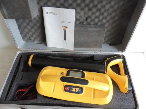 METROTECH VIVAX VLOC-5000 UNDERGROUND CABLE AND PIPE LOCATOR VX217-01