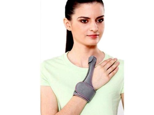 Universal Thumb Spica Splint Brace Support- Allows Full Hand &amp; Finger Movemet