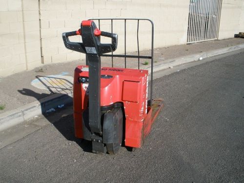 RAYMOND PALLET JACK IN EX. WORKING CONDITION WITH CHARGER