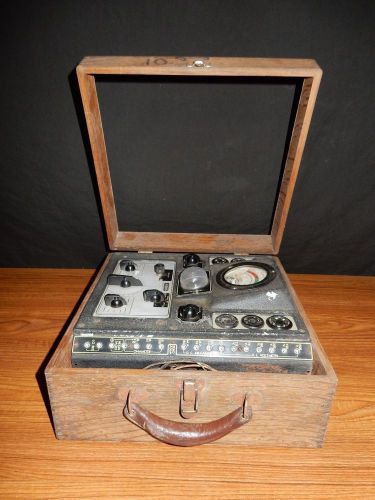 Jackson Dynamic Output Tube Tester 535A – 1938, Wood Case - For Parts or Repair