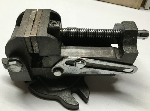 Machinist Rotational Bench Vise - 2 1/2&#034; Adjustable Jaws - 3 1/2&#034; Fully Open