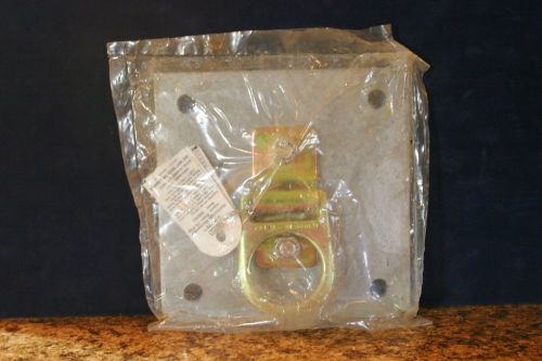 MSA 506669 D-PLATE ANCHOR HARNESS CONNECTOR 400 LB CAPACITY