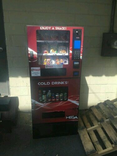Seaga Office Deli Soda  Snack COMBO VENDING MACHINE Nice