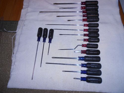 18-Piece Pratt-Read Screwdriver Set Cabinet, Keystone, Phillips, Cushion Grip