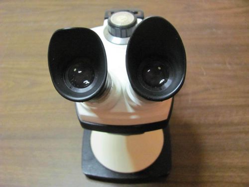 BAUSCH &amp; LOMB STEREO ZOOM 4 ZOOM RANGE 0.7X-3.0X WITH BASE