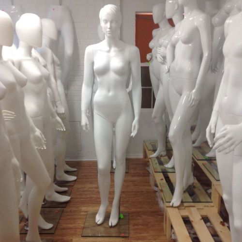 Female mannequin