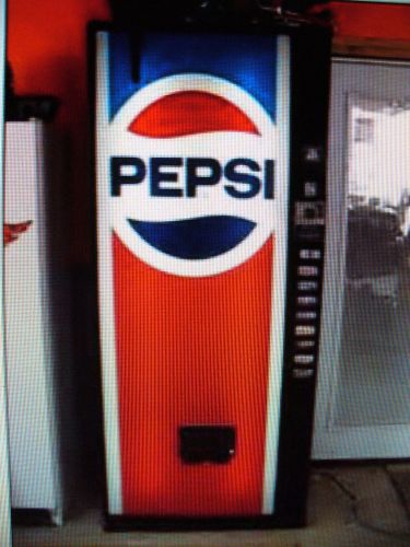 Dn440  pepsi-coke soda vending machine-   very clean -- for sale