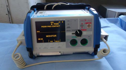 Zoll M Series w/ AED, ECG and Hard Paddles
