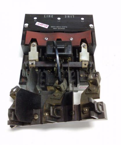 GENERAL ELECTRIC 3 POLE QMW DISCONNECT SWITCH THMC34