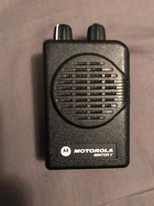 Motorola Minitor V Pager UHF W/ Stored voice 2 CH