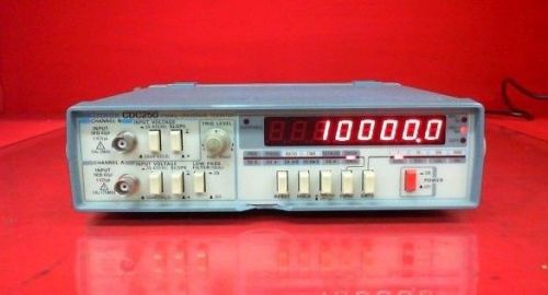 Tektronix CDC250 175 Mhz Universal Counter (POWERS ON)