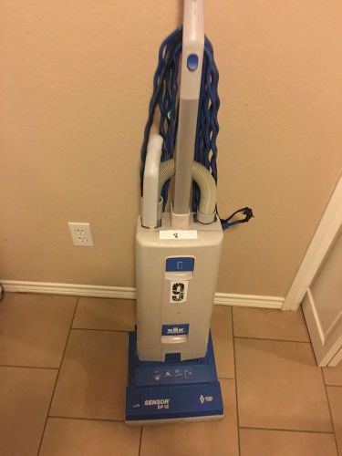 WINDSOR SENSOR XP12 COMMERCIAL UPRIGHT VACUUM MADE IN GERMANY