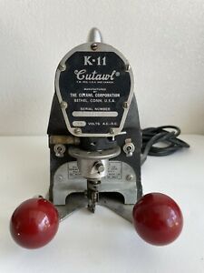 Vintage CUTAWL K-11 K11 PATTERN MAKER SCROLL SAW Sign Maker Jig Tool With Case!