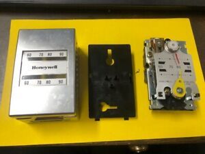 NEW OPEN BOX-   Honeywell Pneumatic Direct Acting Thermostat TP970A 2145