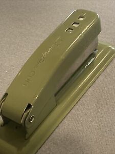 Swingline Mini Cub 77 Vintage Olive/Army Green Metal MCM Stapler Works Great!