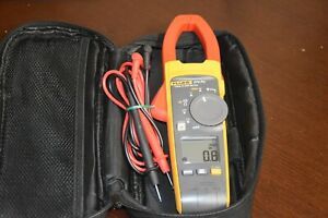 Fluke 374 FC Wireless True-RMS AC/DC Clamp Meter with Case &amp; Leads