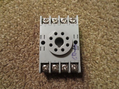 Idec sr2p-06 relay socket 300v 10a 8 pin for sale
