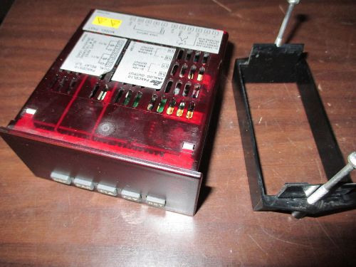 Red Lion Thermocouple RTD Panel Meter PAXT