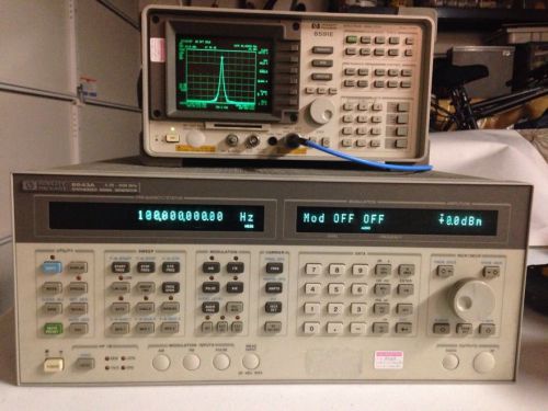 HP 8643A SYNTHESIZED SIGNAL GENERATOR 0.26-1030 MHz