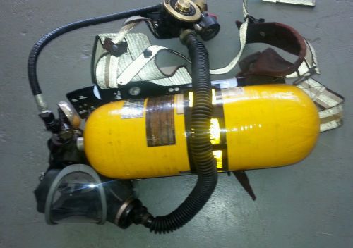 2 MSA Ultralite II Air Mask Pressure Demand w/ Cases For Fire Fighters Rescue