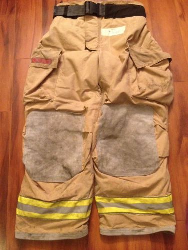 Firefighter pbi bunker/turn out gear globe g xtreme used 40w x 30l 05&#039; guc for sale
