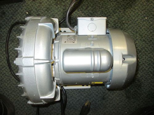 Gast  Blower  R3105-1  53/44 CFM  1/2 HP Motor  Used