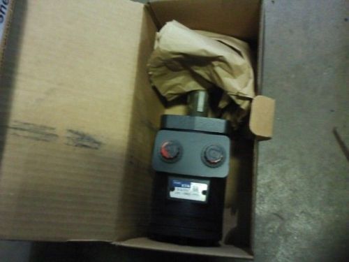 New-in box, eaton 101-1002-009 char-lynn h series gerotor motor         charlynn for sale