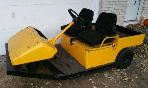 CUSHMAN ELECTRIC CART 36V * DRIVES GREAT * NEEDS TIRES * INCLUDES  CHARGER
