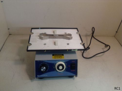 Barnstead Titer Lab Shaker 4625 w/Holding Clamps